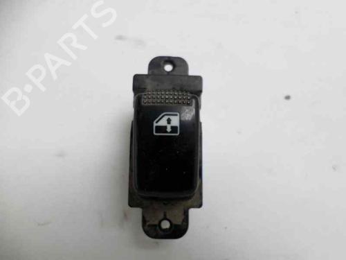 Used Right front window switch KIA CERATO I Hatchback (LD) [2004-2010]  1332319