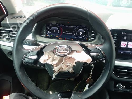 Volante Volante SKODA SCALA (NW1) 1.6 TDI (116 hp) 37533791 37533791