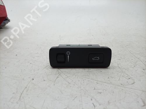 Switch VOLVO V60 II Cross Country (227) D4 AWD | BP38176873I30 - Image 3