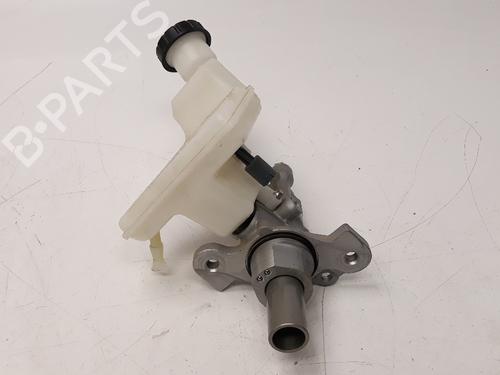 Used Brake master cylinder MERCEDES-BENZ GLA (H247) GLA 250 e (247.786) (160 hp) 9964451