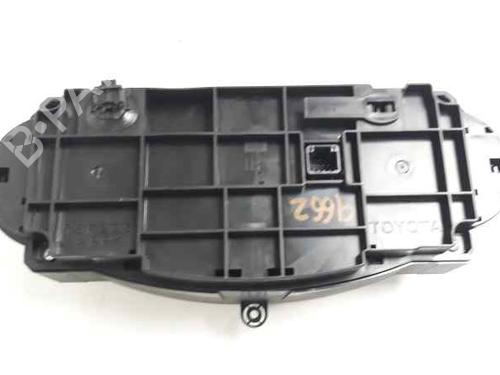 Climate control TOYOTA YARIS (_P13_) 1.5 Hybrid (NHP130_, NHP130) | BP6310733I5 