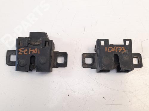 Used Hood lock Hood lock LAND ROVER DISCOVERY III (L319) 2.7 TD 4x4 (190 hp) 8781847 8781847