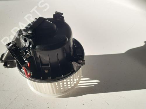Used Heater blower motor VW POLO VI (AW1, BZ1, AE1) 1.0 TSI (95 hp) 21130309