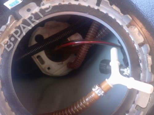 Used Fuel pump Fuel pump BENTLEY CONTINENTAL FLYING SPUR (3W_) 6.0 (560 hp) 35964408 35964408