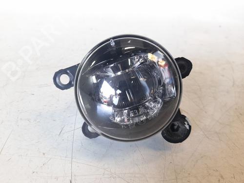 Used Right front fog light FORD FOCUS III [2010-2020]  27270388