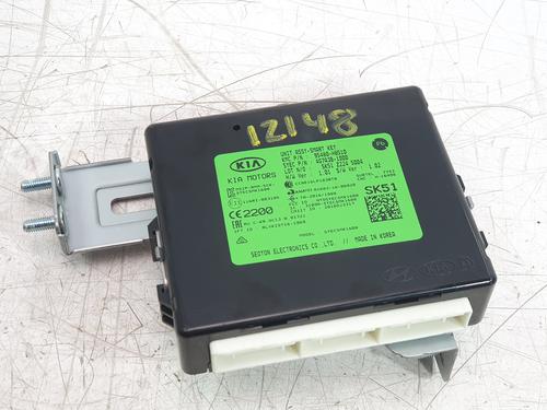 Module électronique KIA STONIC (YB) 1.0 T-GDi Eco-Dynamics+ (101 hp) 33018152