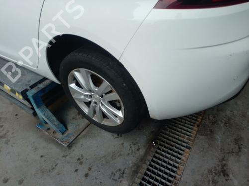Used Wheel arch Wheel arch 37464804 37464804