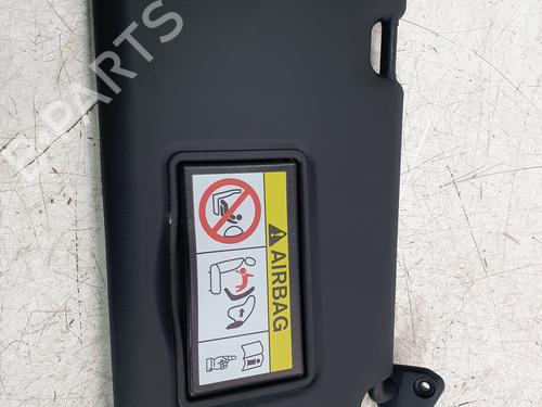 right-sun-visor-nissan-juke-f16_-2019-32868125 main image