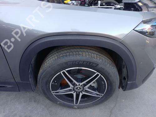 front-right-wheel-arch-trim-mercedes-benz-eqb-x243-2021-34448969 main image