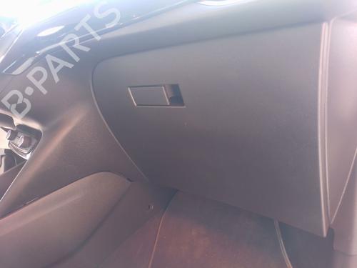 Used Glove box Glove box 38533183 38533183