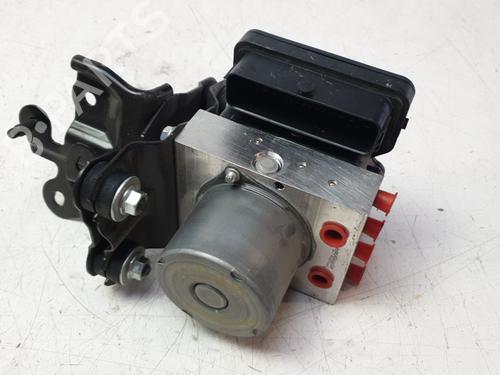 ABS pump TOYOTA COROLLA Hatchback (_E21_, _EA1_, _EH1_) 1.8 Hybrid (ZWE211) | BP29824117M43 - Image 1