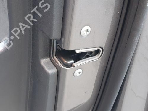 Used Front right lock MERCEDES-BENZ A-CLASS (W177) A 250 e (177.086) (218 hp) 22612600