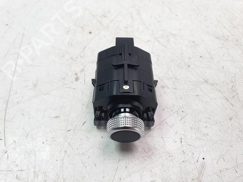 Used Switch AUDI Q3 (F3B) 35 TDI (150 hp) 29753496