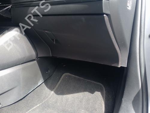 Used Glove box Glove box PEUGEOT 2008 II (UD_, US_, UY_, UJ_, UR_, UC_) e-2008 (UKZKXZ) (136 hp) 39695876 39695876