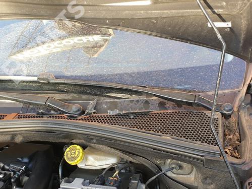 front-wiper-motor-peugeot-2008-i-cu_-16-bluehdi-120-9815497780-2013-10736921 main image