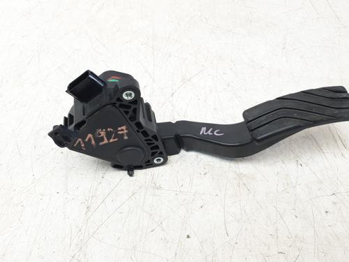 Pedal DACIA SPRING EV (B6M1) (45 hp) 30686424