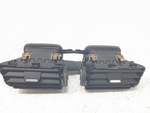 Used Air vent BMW 2 Active Tourer (F45) 216 d (116 hp) 24312883