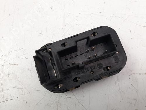 Left front window switch FORD MONDEO II (BAP) 1.8 i | BP15522624I27 