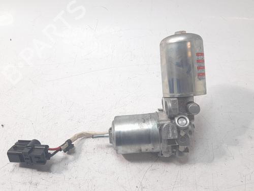 Bremseservo TOYOTA COROLLA Hatchback (_E21_, _EA1_, _EH1_) 1.8 Hybrid (ZWE211) (98 hp) 30319630