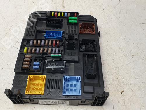 fuse-box-citroen-c4-picasso-ii-2013-32705301 main image