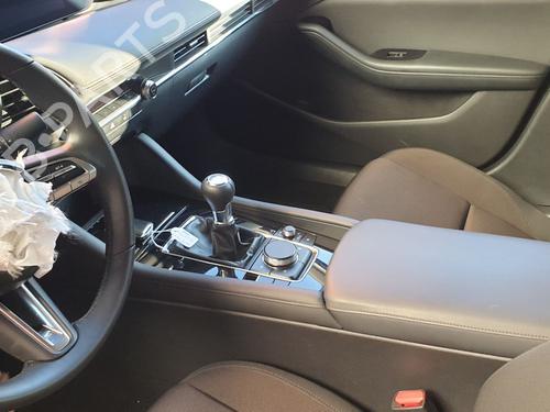 Used Gear lever MAZDA 3 Saloon (BP_) [2018-2025]  21803392