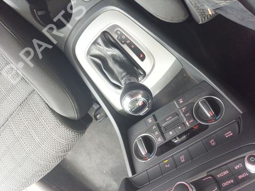 Used Gear lever AUDI Q3 (8UB, 8UG) [2011-2020]  24806861
