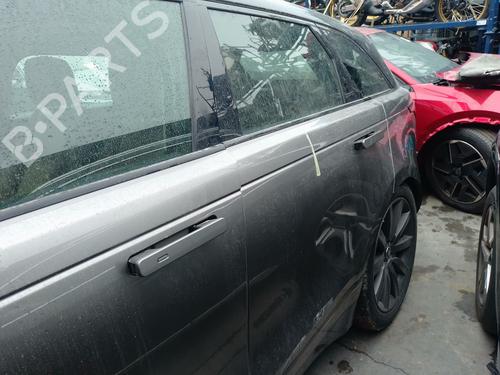 Used Fuel pump Fuel pump LAND ROVER RANGE ROVER VELAR (L560) 2.0 P300 Si4 4x4 (300 hp) 33264095 33264095