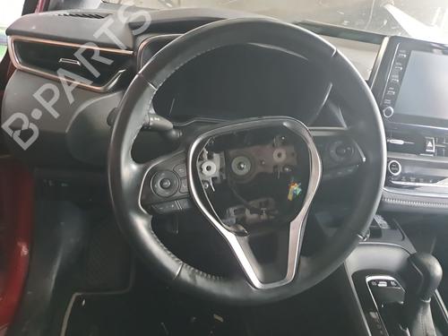Used Steering wheel TOYOTA COROLLA Hatchback (_E21_, _EA1_, _EH1_) 1.8 Hybrid (ZWE211) (98 hp) 26692068
