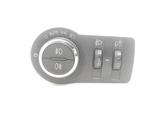 Used Headlight switch CHEVROLET CRUZE (J300) [2009-2025]  8100156
