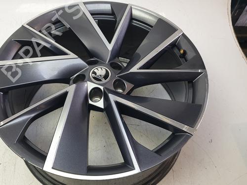 Używane Felga SKODA ENYAQ iV SUV (5AZ) 80X 4x4 (265 hp) 32340445