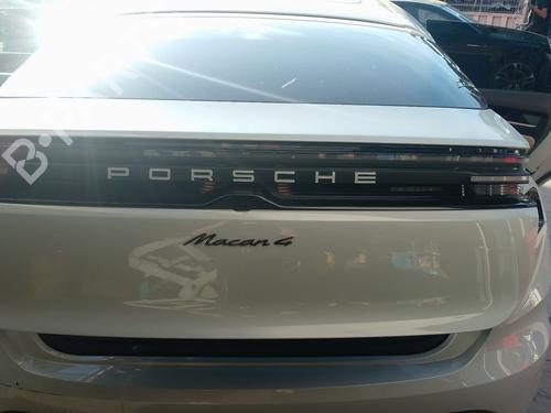 Centralt baglys PORSCHE MACAN (XAB) 4 Electric 4 (XABBB1, XABFD1) | BP36995156I39 - Image 2