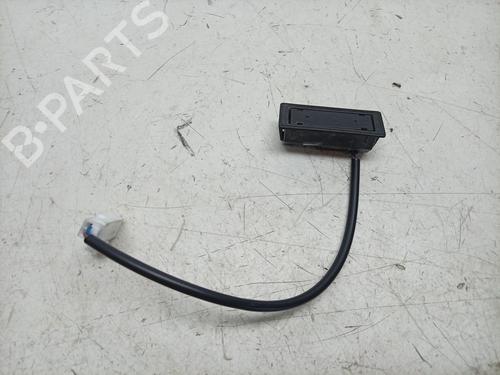 Used Tailgate handle Tailgate handle FIAT TIPO Estate (356_, 357_) 1.3 D (356WXH1A) (95 hp) 40237573 40237573