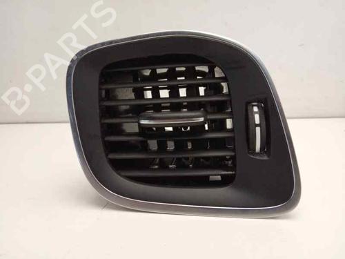 Air vent VOLVO V40 Hatchback (525) D2 30791697
