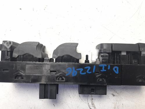 Left front window switch RENAULT KADJAR (HA_, HL_) 1.5 BLUE dCi 115 (HLA6) | BP30158571I27