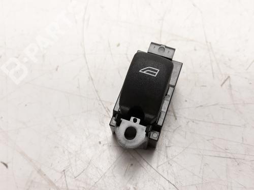 Used Right rear window switch Right rear window switch LAND ROVER FREELANDER 2 (L359) 2.2 TD4 4x4 (150 hp) 8196560 8196560