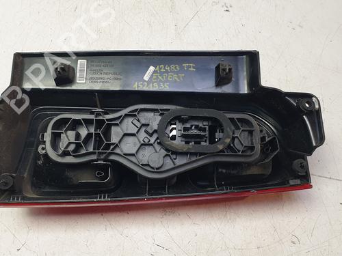 Used Left taillight PEUGEOT EXPERT Bus (V_) 1.6 BlueHDi 115 (115 hp) 32743971