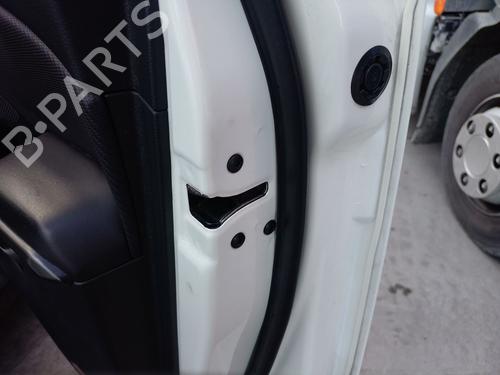 Used Front left lock SSANGYONG XLV SUV e-XGi 160 (128 hp) 30597978