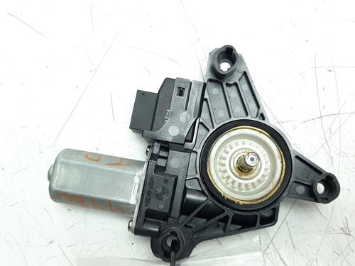 Used Right rear window motor MERCEDES-BENZ B-CLASS Sports Tourer (W246, W242) [2011-2018]  10271919