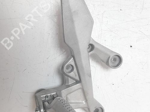 Step HONDA MOTORCYCLES CB HORNET CB 750 Hornet (RH12, RH24) | BP25233882C149