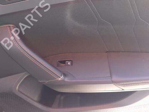 Interrupteur de vitre avant droite CUPRA LEON (KL1, KU1, KUG) 1.5 TSI (150 hp) 31880201