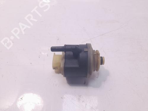 Used Fuel pump BMW 3 Gran Turismo (F34) 320 d (184 hp) 26175196