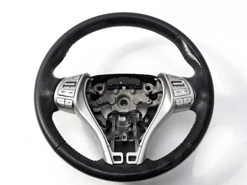 Used Steering wheel NISSAN PULSAR Hatchback (C13) 1.5 dCi (110 hp) 8809855