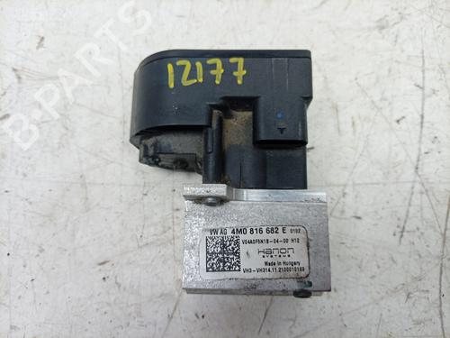 Electronic sensor PORSCHE TAYCAN (Y1A) 4S (Y1ADB1) | BP38440390M84 - Image 2