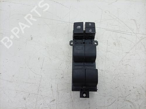 Used Left front window switch Left front window switch 37152593 37152593