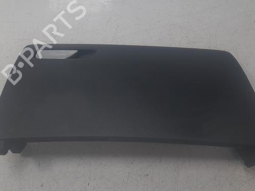 Used Glove box AUDI A3 (8V1, 8VK) 1.6 TDI (115 hp) 32067845