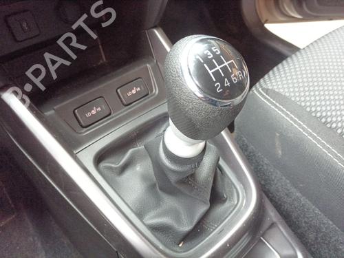 Used Gear lever SUZUKI VITARA (LY) 1.4 Hybrid (Mild Hybrid) (APK414) (129 hp) 24807622