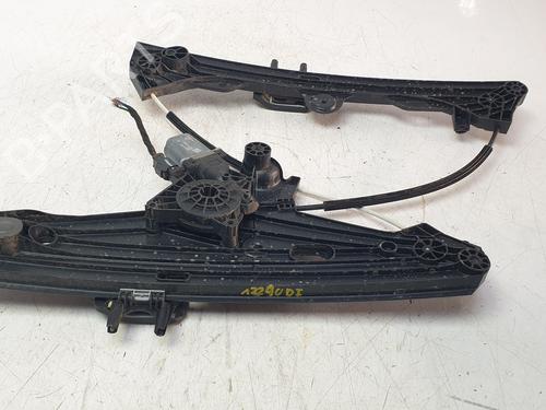 Fensterheber links vorne für OPEL ASTRA L (OV5) 1.2 (FPHNSL, FPHNSR) (131 hp) 32698052