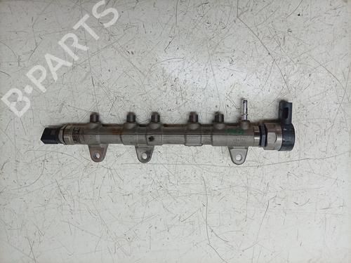 Used Injection rail Injection rail 38925617 38925617