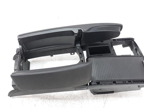 Armrest / Center console MERCEDES-BENZ C-CLASS (W204) C 220 CDI (204.008) | BP15991411I20 