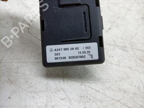 Used Antenna/Base Antenna/Base MERCEDES-BENZ GLA (H247) GLA 200 (247.787) (163 hp) 40515761 40515761